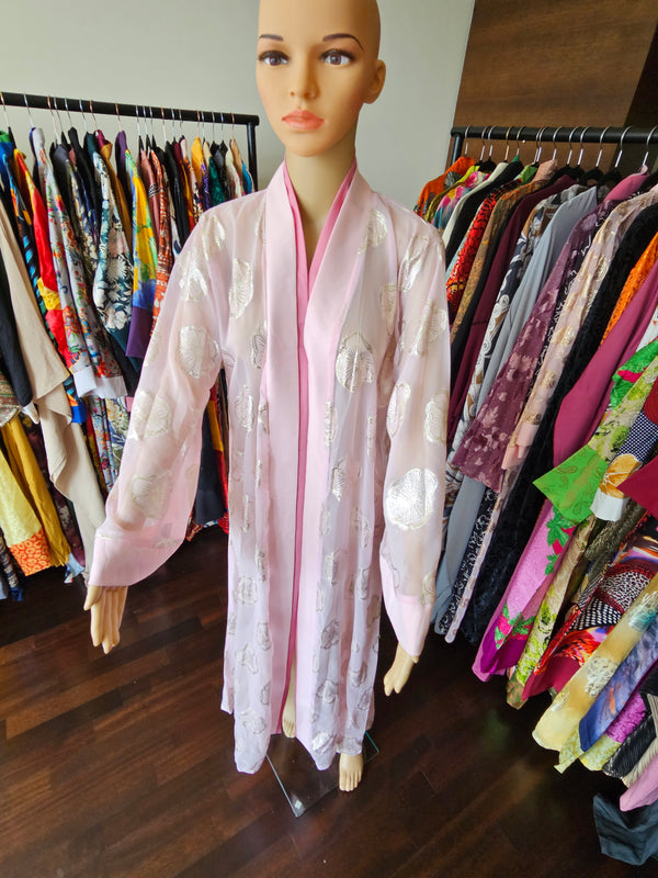 Charlotte pink abaya