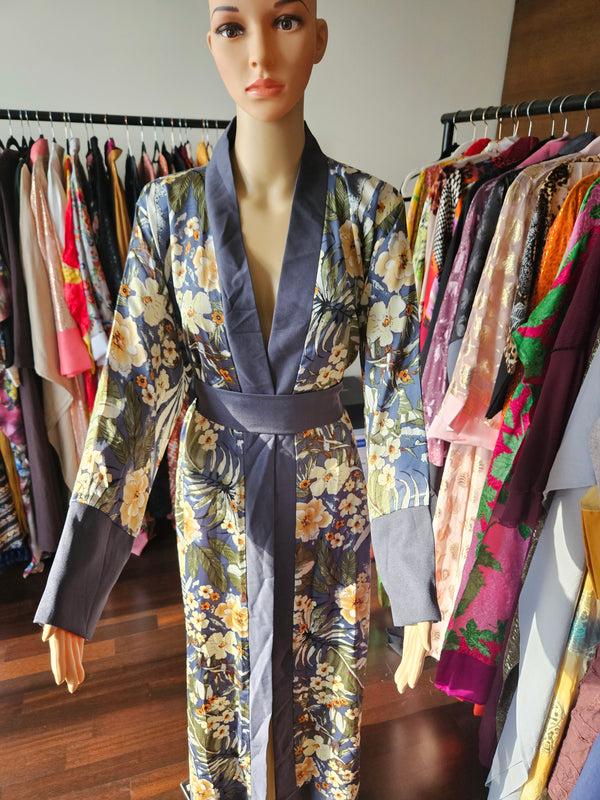 Kinsley floral kimono robe