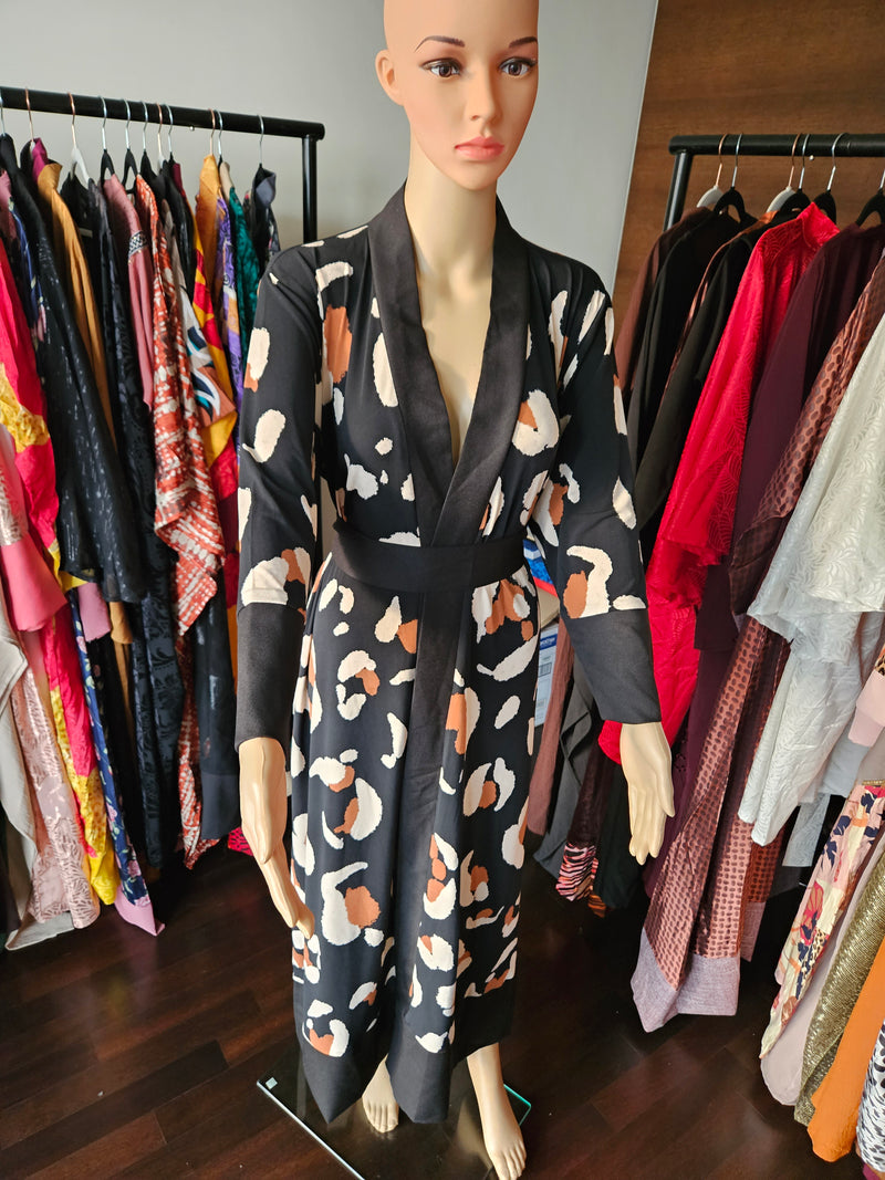 Rina kimono robe