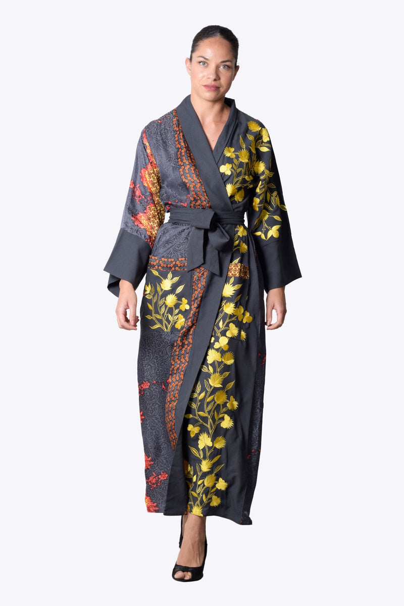 Gray embroidered kimono robe