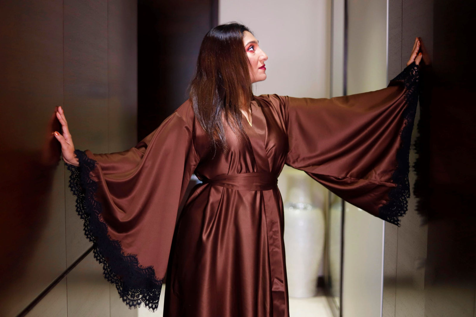 Old Hollywood Robe - Dramatic Satin Robe | Ellectives