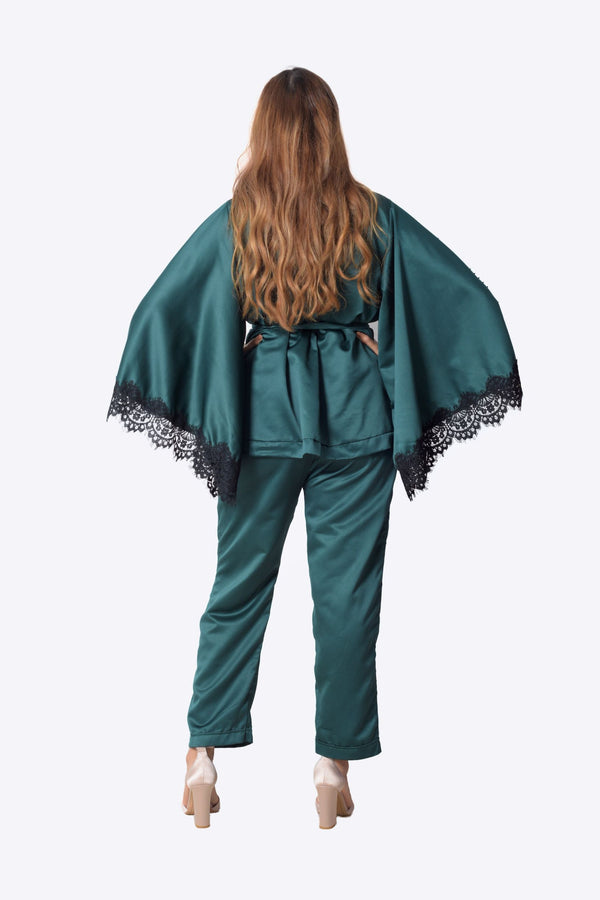Green kimono and pants wide sleeves