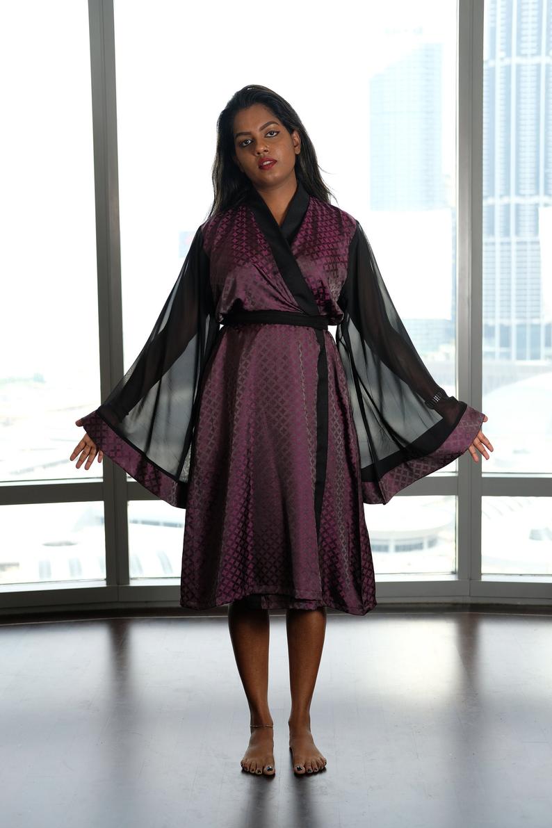 Wide Sleeves Silk Robe | Knee-length Kimono Ellectives