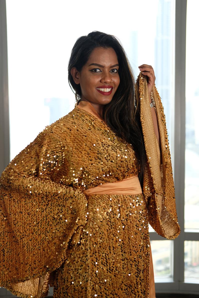 wide sleeve gold dressing gown